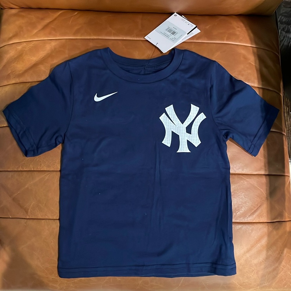 NWT The Nike Tee Navy Yankees Judge T-shirt